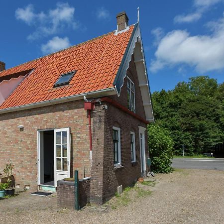 Вилла Authentic Farmhouse Near The Beach Оосткапелл Экстерьер фото